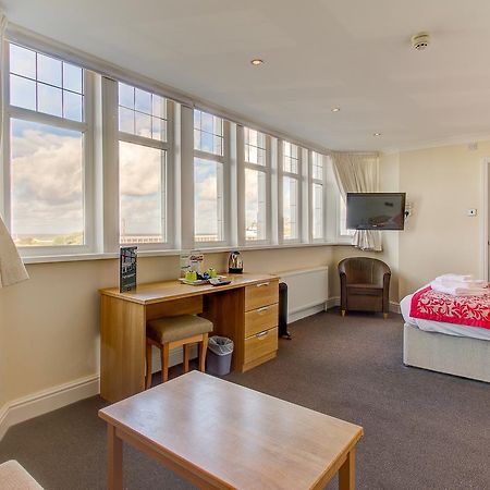 New Boston Guest Accommodation Fleetwood Exterior foto